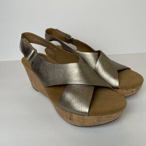 Clarks Annadel Eirwyn Cork Wedge Platform Sandal Gold Metallic Women's Size 9.5